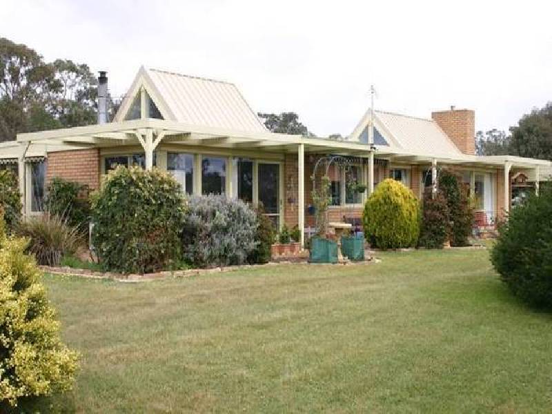 7 Glenpatrick Road, Elmhurst VIC 3469