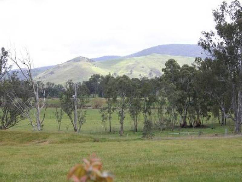 7 Glenpatrick Road, Elmhurst VIC 3469