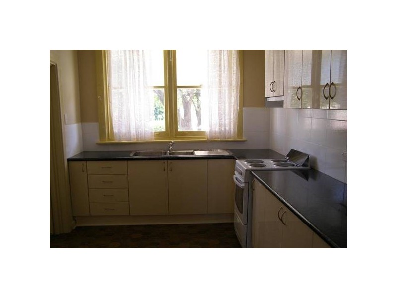 75 Queen Street, Ararat VIC 3377