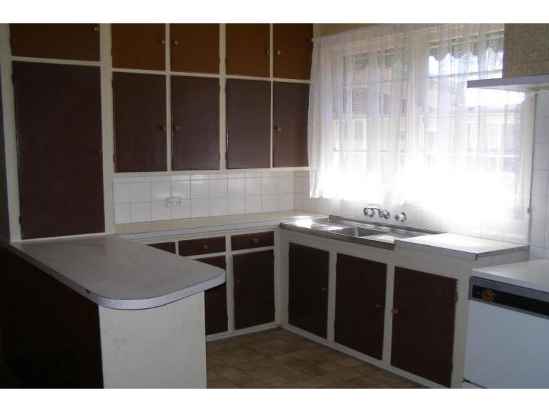 31 Montgomery Street, Ararat VIC 3377