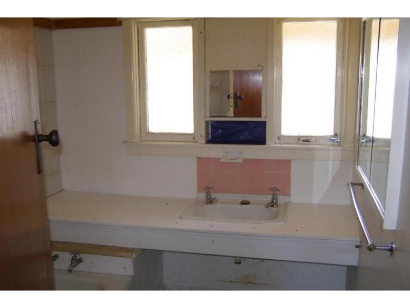 31 Montgomery Street, Ararat VIC 3377