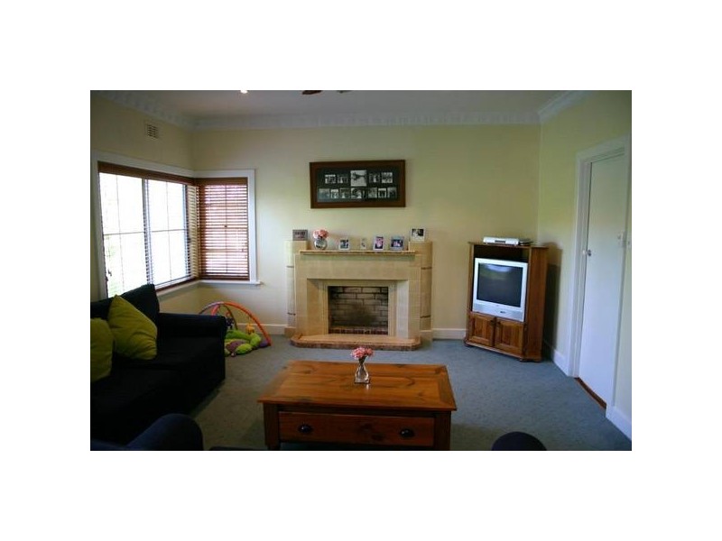 44 Barkly Street West, Ararat VIC 3377