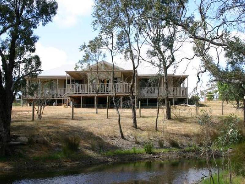 18 Munro Court, Ararat VIC 3377