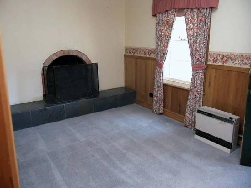 38 High Street, Elmhurst VIC 3469