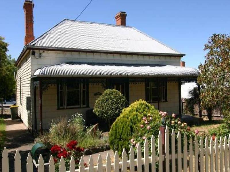 327 Barkly Street, Ararat VIC 3377