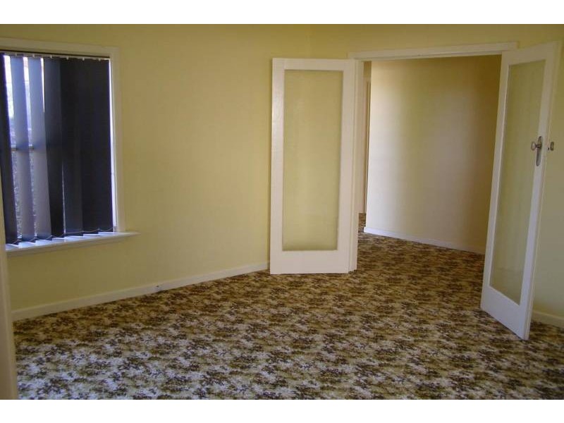 30 McGibbony Street, Ararat VIC 3377