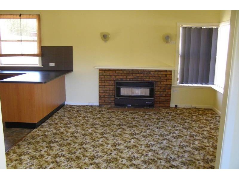 30 McGibbony Street, Ararat VIC 3377