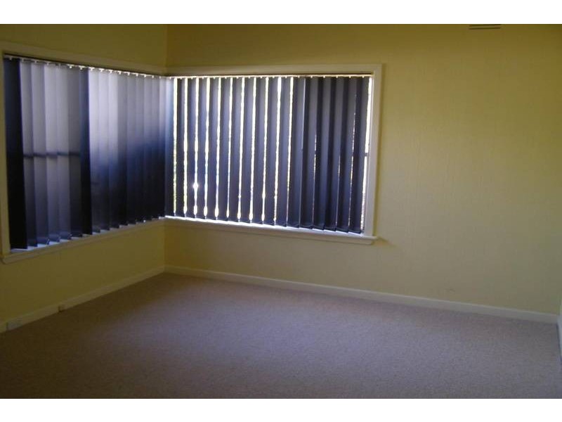 30 McGibbony Street, Ararat VIC 3377