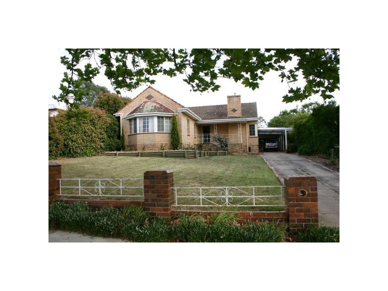 44 Barkly Street West, Ararat VIC 3377