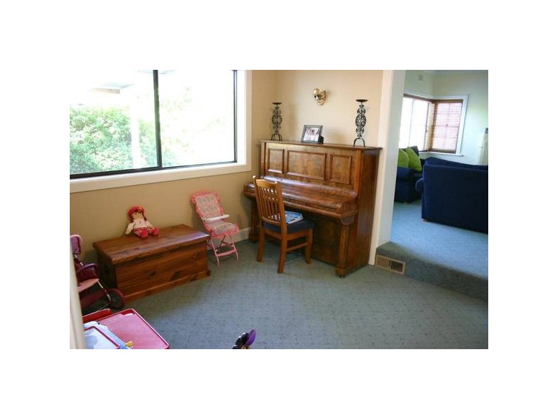 44 Barkly Street West, Ararat VIC 3377