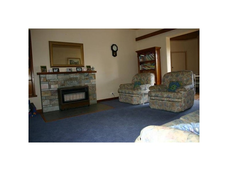 13-15 Barkly Street, Ararat VIC 3377