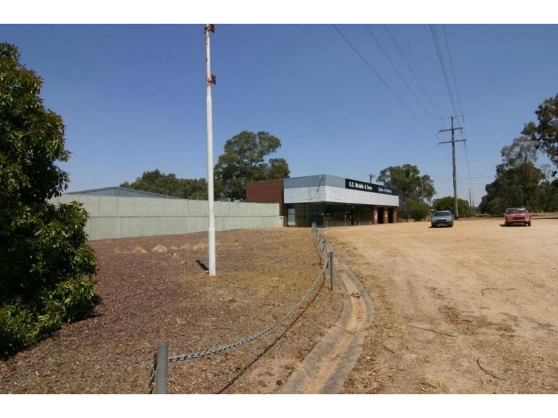 278 Western Highway, Ararat VIC 3377