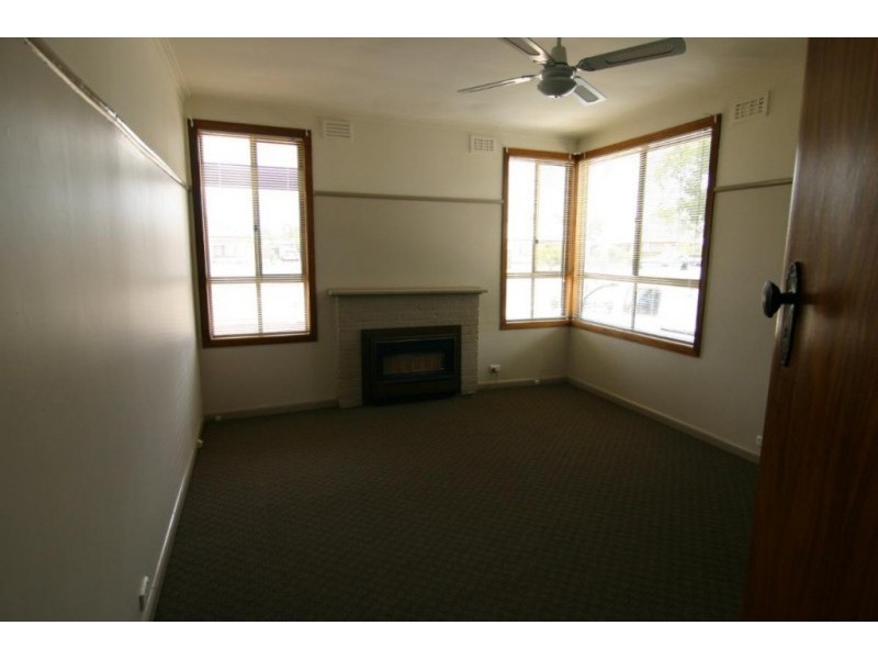 60 Campbell Street, Ararat VIC 3377