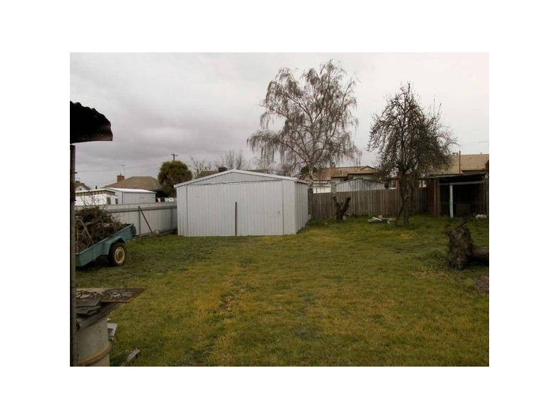 14 Bonnin Avenue, Ararat VIC 3377