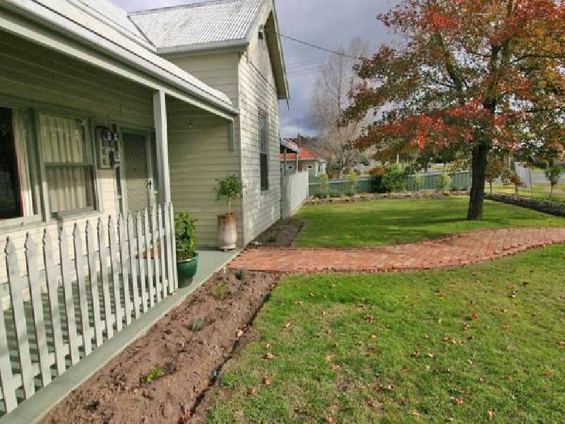 Dawson Street, Ararat VIC 3377