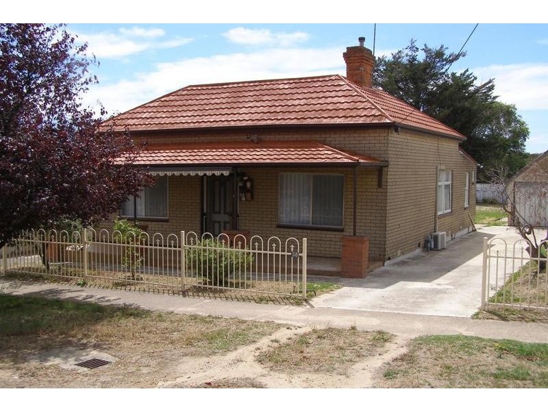 58 Albert Street, Ararat VIC 3377