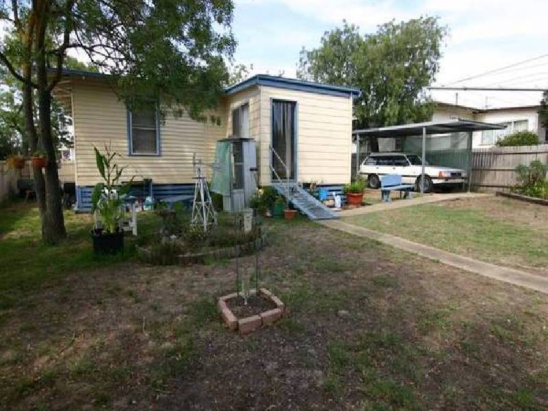 23 CHURCHILL AVENUE, Ararat VIC 3377