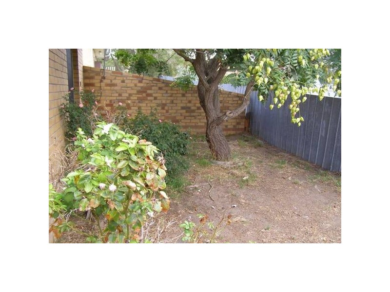 2/80 Queen Street North, Ararat VIC 3377