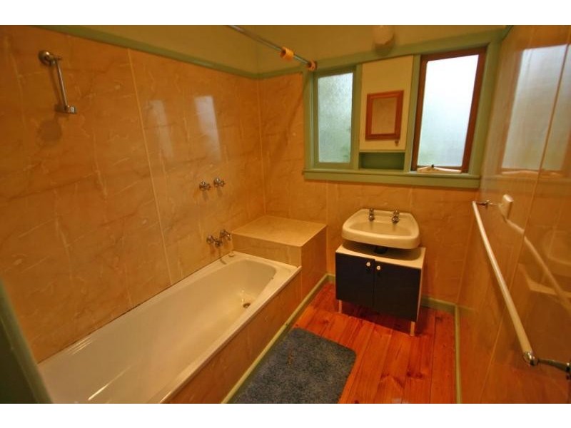 19 Montgomery Street, Ararat VIC 3377