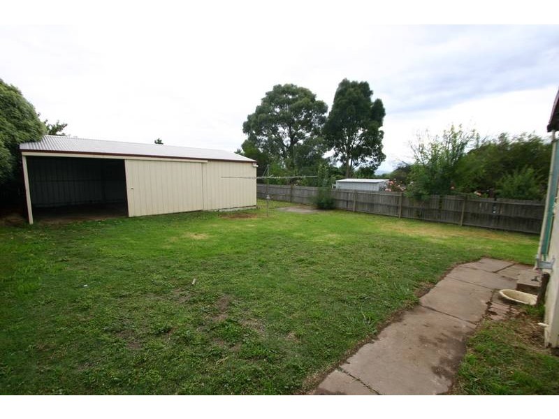 19 Montgomery Street, Ararat VIC 3377