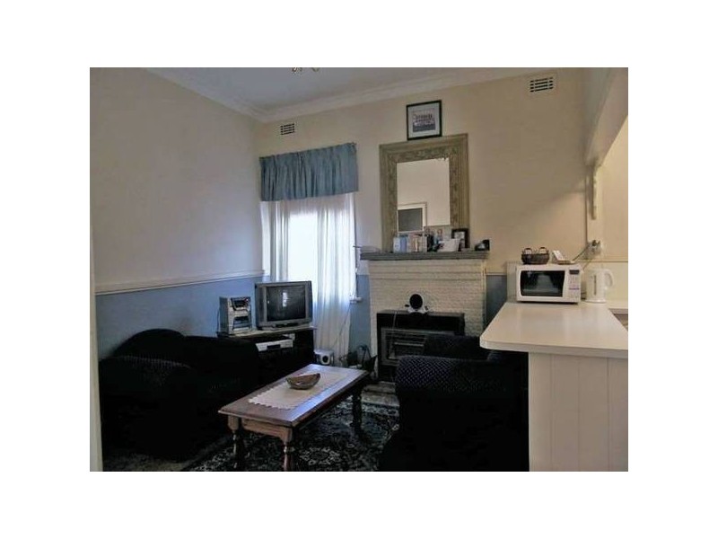 102 Main Street, Great Western VIC 3377