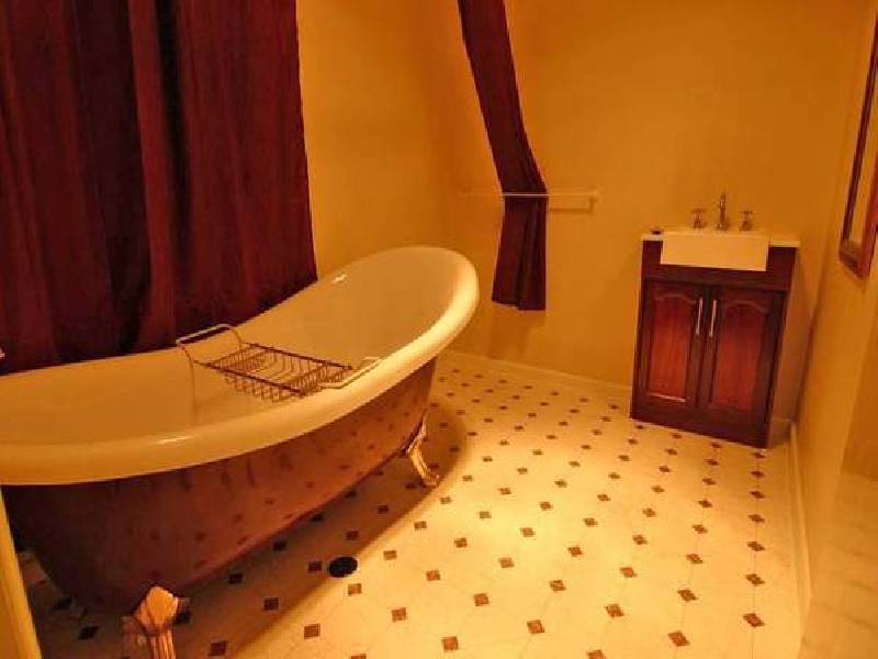 1 Queens Avenue, Ararat VIC 3377