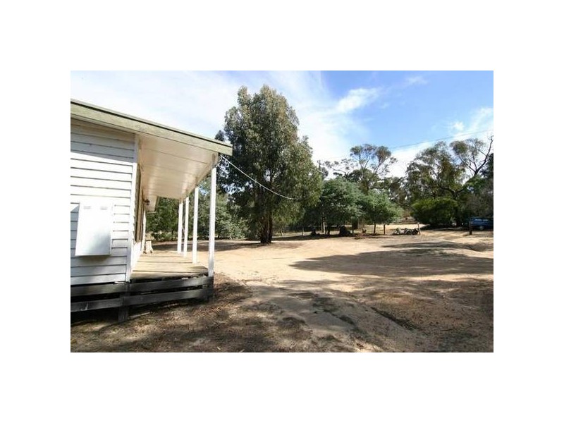 Port Fairy Road, Ararat VIC 3377