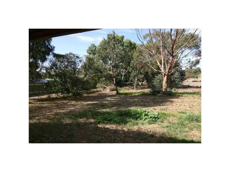 Port Fairy Road, Ararat VIC 3377