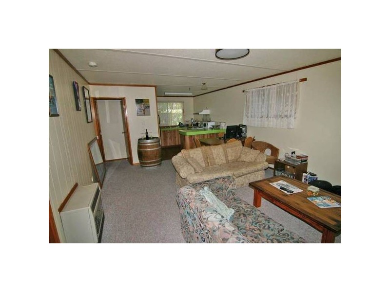 2/1 Kneale Street, Ararat VIC 3377