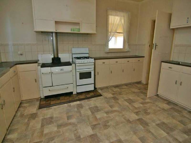 21 Campbell Street, Ararat VIC 3377