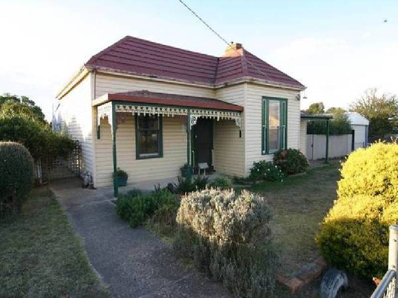 19 Grano Street, Ararat VIC 3377