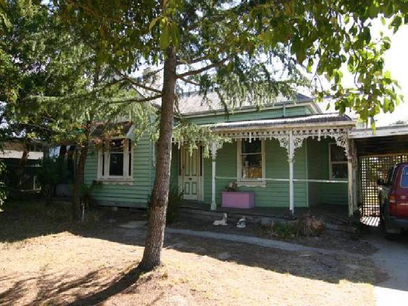 4 Barkly Street West, Ararat VIC 3377