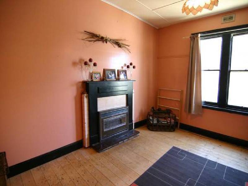 4 Barkly Street West, Ararat VIC 3377