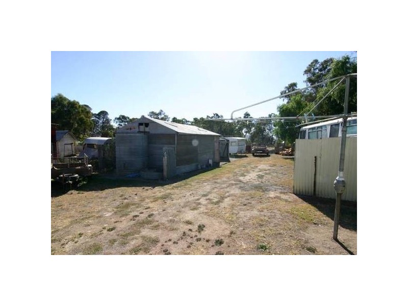 74 High Street, Elmhurst VIC 3469