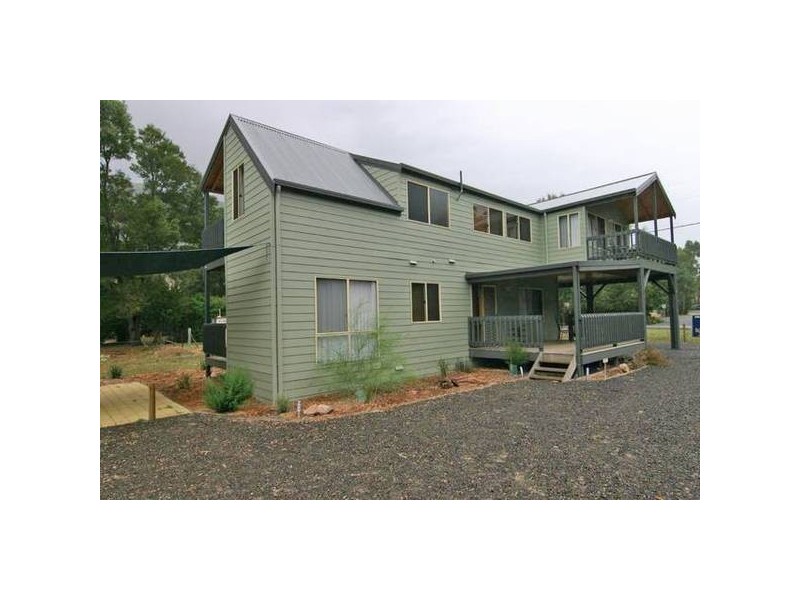 1 Tandara Road, Halls Gap VIC 3381