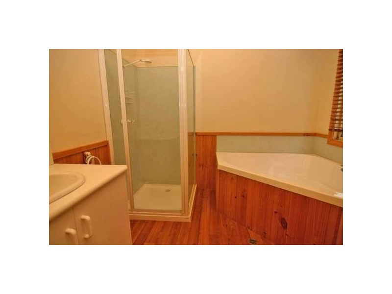 1 Tandara Road, Halls Gap VIC 3381