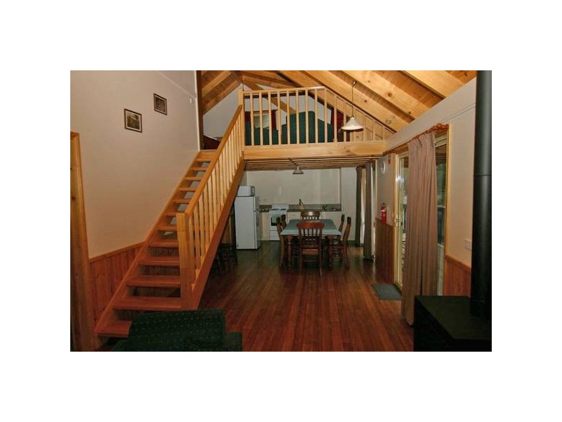 1 Tandarra Road, Halls Gap VIC 3381