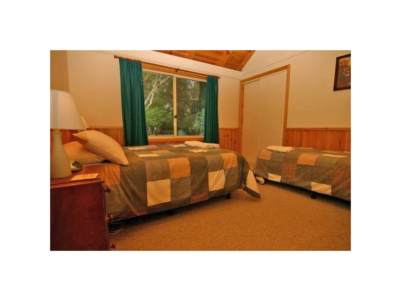 1 Tandarra Road, Halls Gap VIC 3381