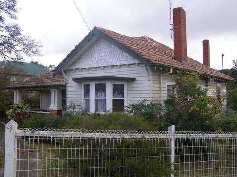 22 Banfield Street, Ararat VIC 3377