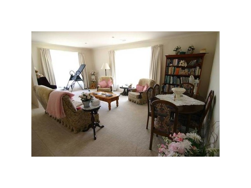 16 Wilmot Street, Ararat VIC 3377