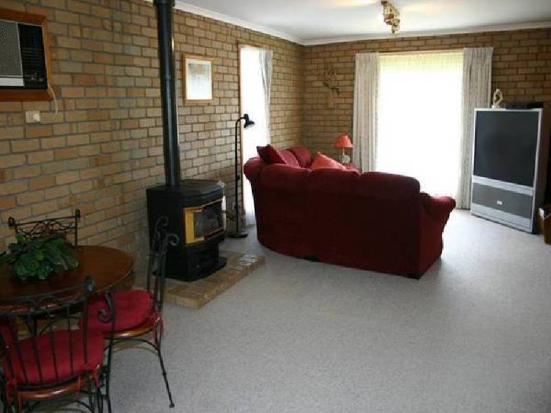 7 Kneebone Street, Ararat VIC 3377