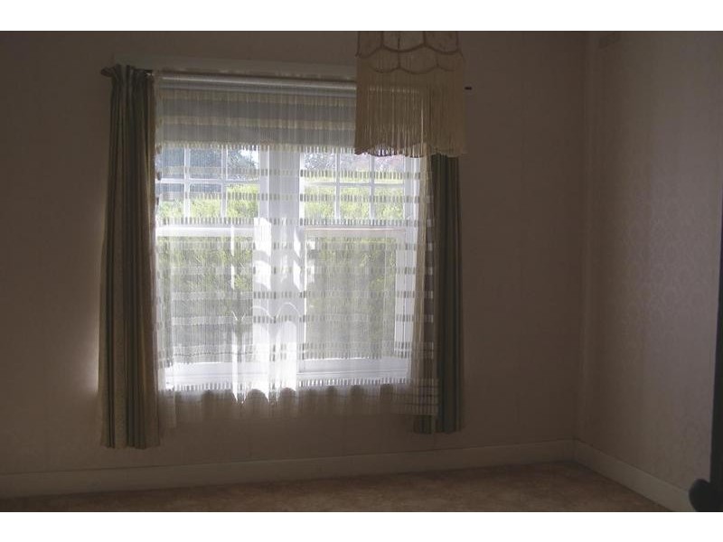 11 High Street West, Ararat VIC 3377