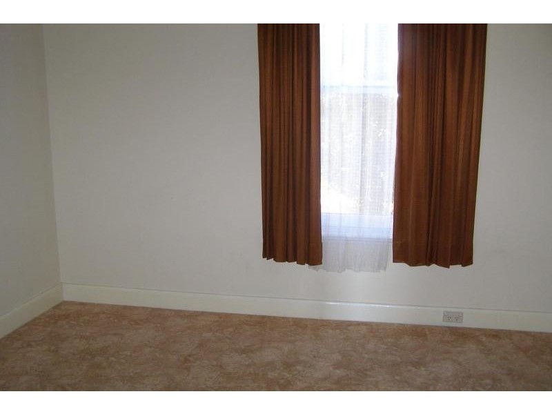 11 High Street West, Ararat VIC 3377