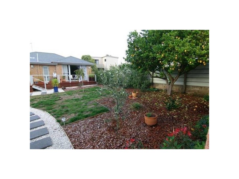 19 Ford Street, Ararat VIC 3377