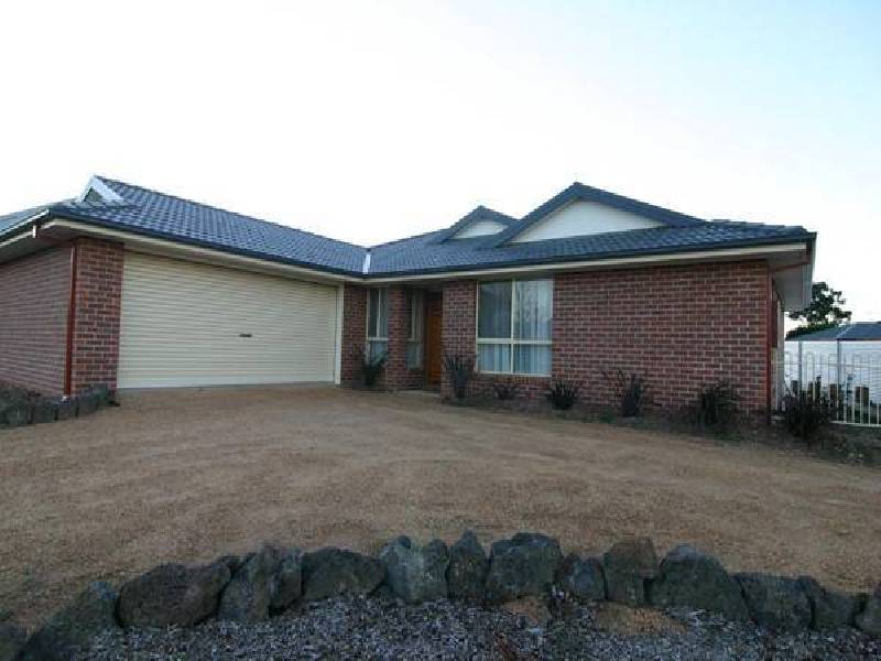 2 Eyre Street, Ararat VIC 3377