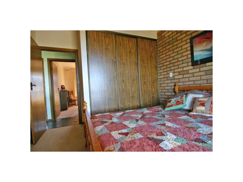 35 Kangaroo Point Road, Ararat VIC 3377