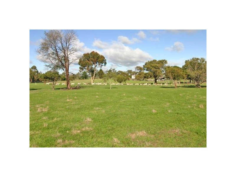 35 Kangaroo Point Road, Ararat VIC 3377