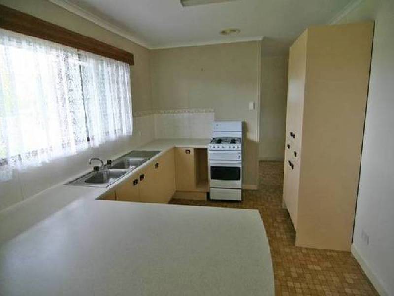 9 McLellan Street, Ararat VIC 3377