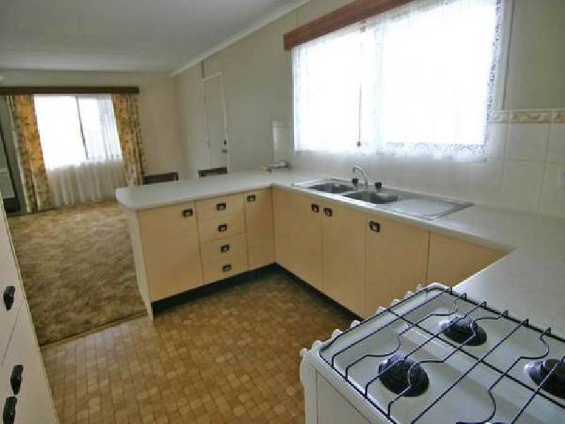 9 McLellan Street, Ararat VIC 3377