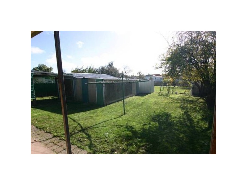 9 McLellan Street, Ararat VIC 3377